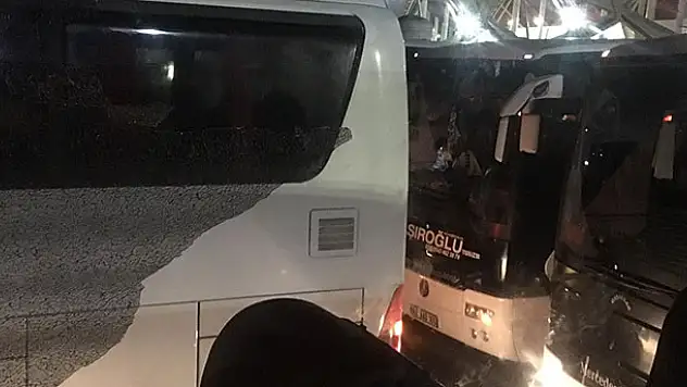 Konyaspor taraftarını taşıyan otobüslerin camları kırıldı