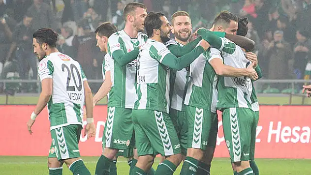 Konyaspor, taraftarlarına 'sürpriz' yapmak istiyor
