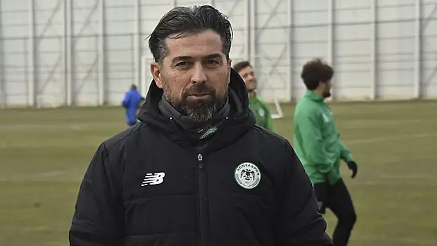 Konyaspor taraftarlarından yönetime İlhan Palut tepkisi

