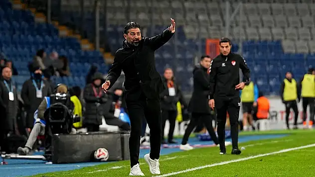 Konyaspor Teknik Direktörü İlhan Palut: Zaman az, her puan önemli