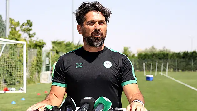 Konyaspor Teknik Direktörü Palut Başakşehir maçı öncesi konuştu:  Pazar günü önemli bir maç olacak
