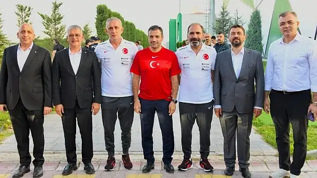 Konyaspor Teknik Direktörü Recep Uçar, A Milli Futbol Takımı'nı ağırladı