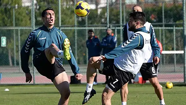 Konyaspor topbaşı yaptı