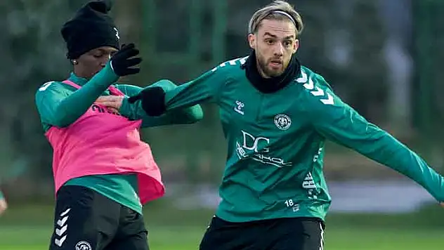 Konyaspor topbaşı yaptı! Gözler Samsunspor'da