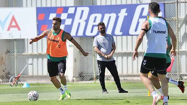 Konyaspor topbaşı yaptı! Gözler Trabzon'da