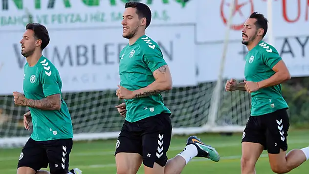 Konyaspor topbaşı yaptı