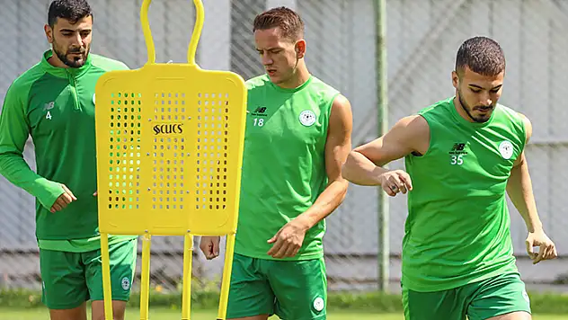 KONYASPOR TOPLANIYOR!

