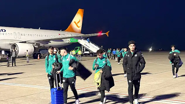 Konyaspor Trabzon'da maç saatini beklemeye başladı