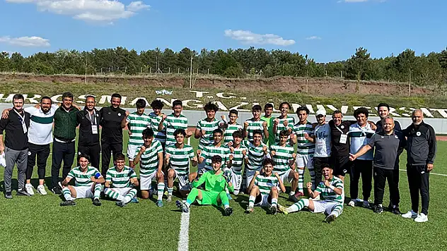 Konyaspor U16 ve U17 ekipleri çeyrek finalde