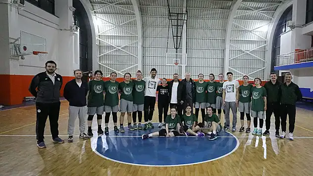 Konyaspor U18 Takımı'na moral ziyareti