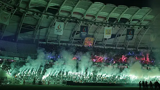 Konyaspor'un 100. yıl kutlamaları Haluk Levent konseriyle son buldu