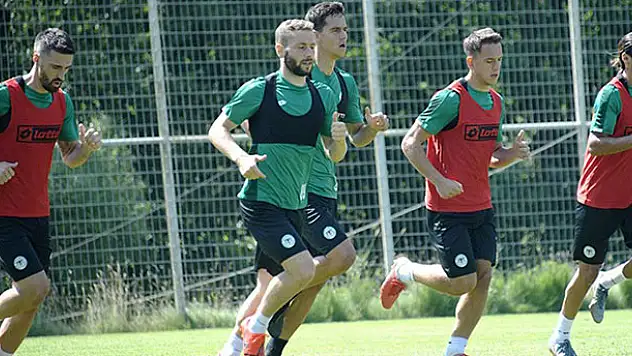 Konyaspor'un Bolu kampında sabah antrenmanı