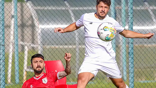 Konyaspor'un Erzurum kampı sürüyor
