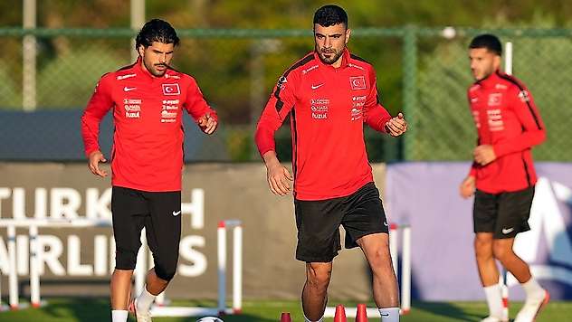 Konyaspor'un kaptanı Fransa maçında yok!