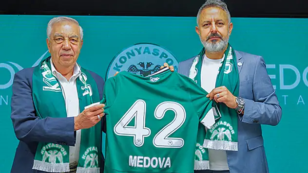Konyaspor'un sağlık sponsoru Medova Hastanesi oldu
