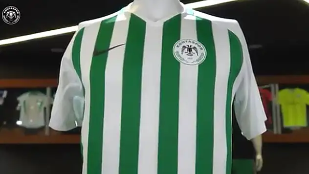 Konyaspor yeni sezon formalarını La Casa De Papel ile tanıttı