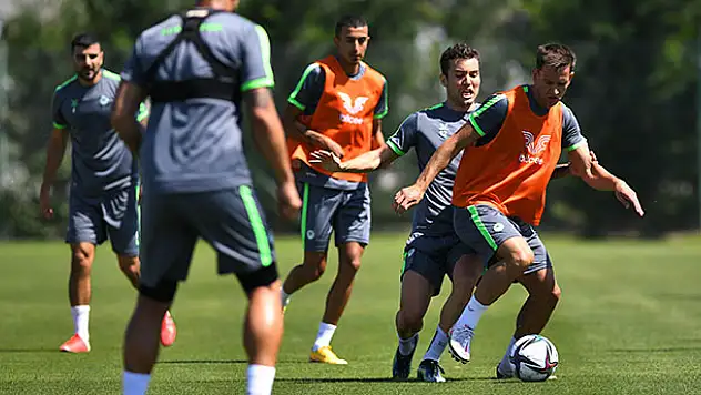 Konyaspor, yeni sezon hazırlıklarını tam gaz sürdürüyor