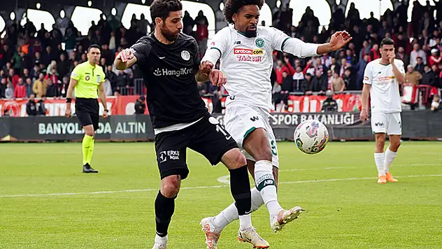 Konyaspor yerini korudu!
