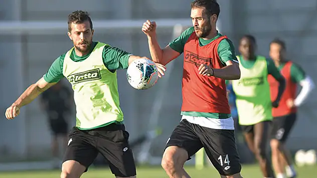 Konyaspor yönetimi Kayacık'ta!