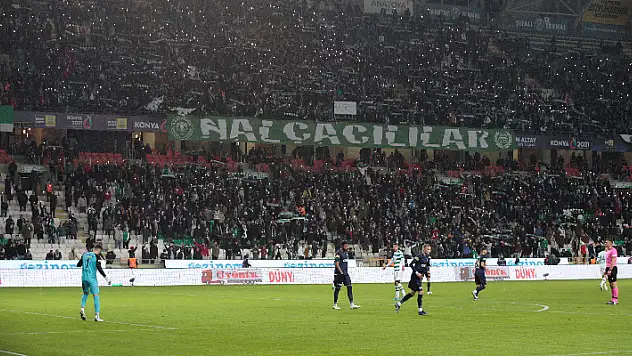 Konyaspor'a tribün kapatma cezası 