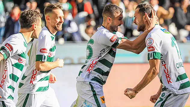 KONYASPOR'DA 8 İSİM GOL SEVİNCİ YAŞADI!