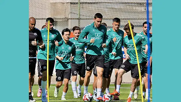 Konyaspor'da Başakşehir mesaisi