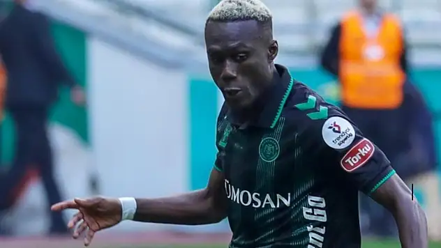 Konyaspor'da beklenen sözleşme feshi yapıldı