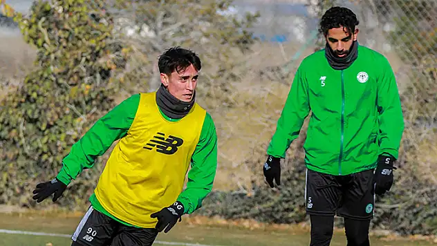 KONYASPOR'DA ÇİFT İDMAN
