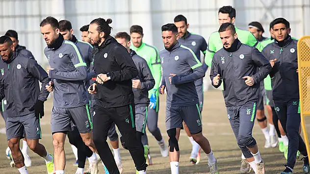 Konyaspor'da Göztepe mesaisi!