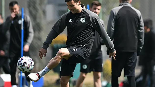 Konyaspor'da izin ay sonu bitiyor