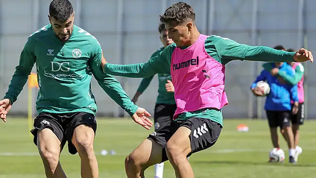 Konyaspor'da izin bitiyor, topbaşı ne zaman?