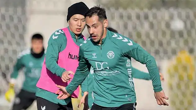 Konyaspor'da Kocaeli mesaisi sürüyor