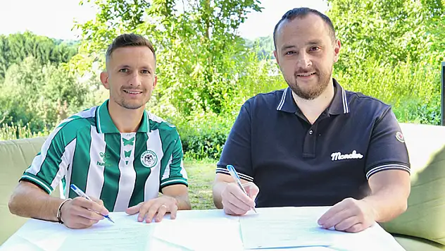 Konyaspor'da, Marius Ștefănescu imzaladı