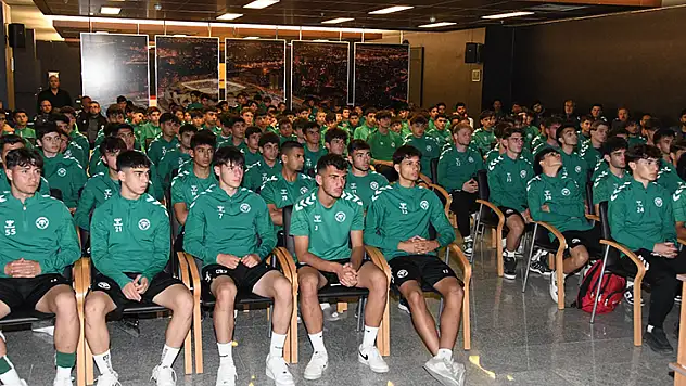 Konyaspor'da seminer düzenlendi