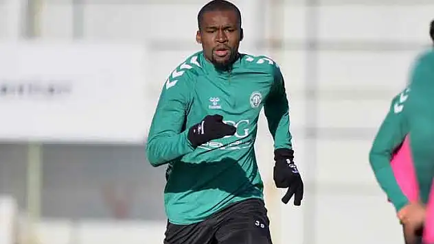 Konyaspor'da stoperde kim oynayacak?