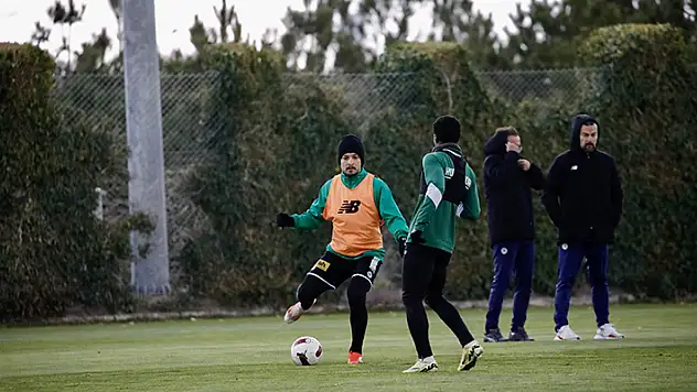 Konyaspor'da tempo düşmüyor
