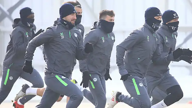 Konyaspor'da tempo yüksek 