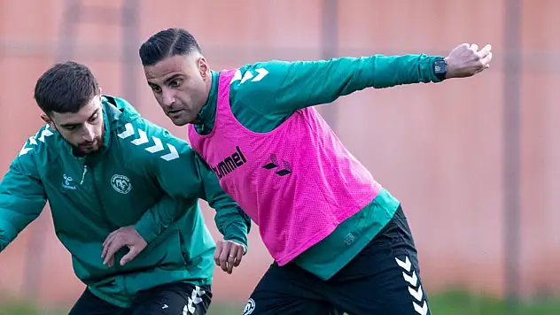 Konyaspor'da tempo yüksek! Bugün çift idman var