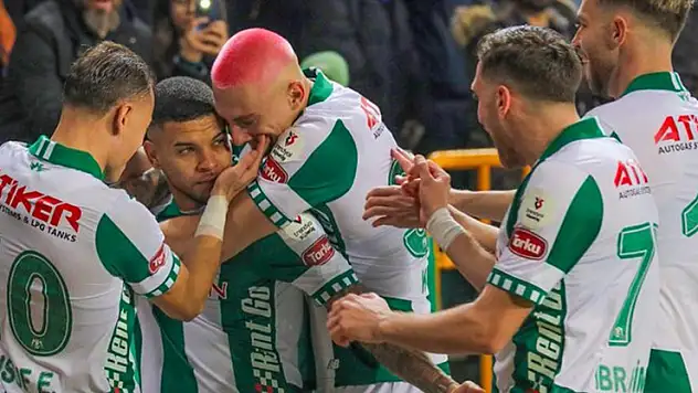 Konyaspor'da yabancı oyuncuların lisansı çıktı