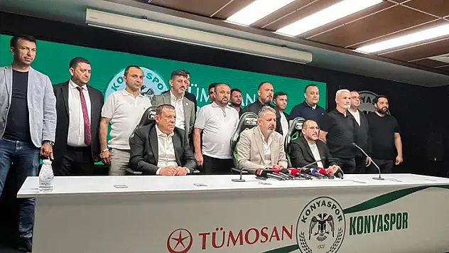 Konyaspor'da yönetim görevi bıraktı