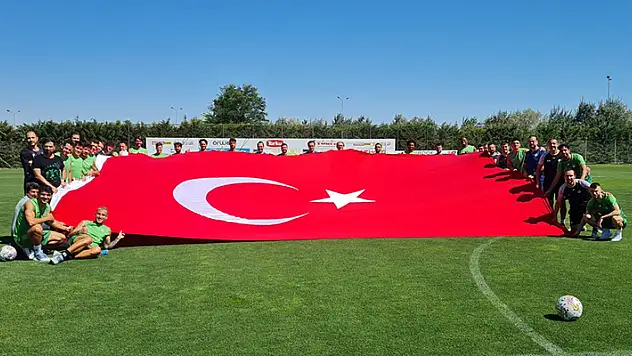 Konyaspor'dan 30 Ağustos paylaşımı


