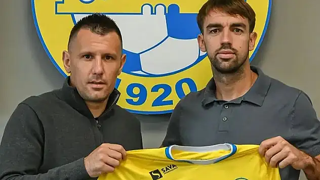 Konyaspor'dan Koper'e transfer oldu