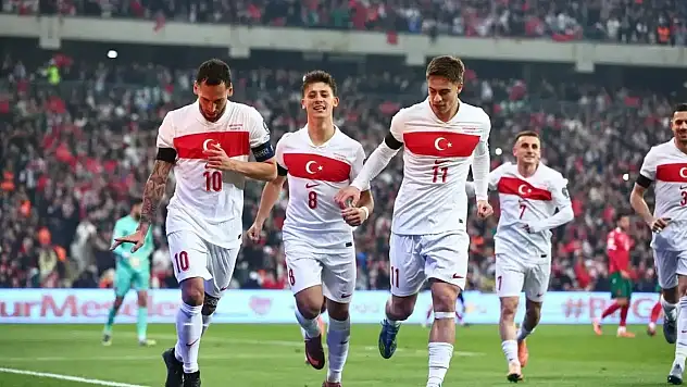Konyaspor'dan millilere kutlama mesajı
