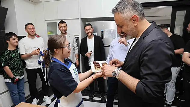 Konyaspor'dan özel çocuklara ziyaret