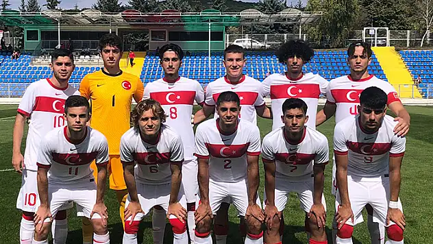 Konyasporlu 3 oyuncuya milli davet