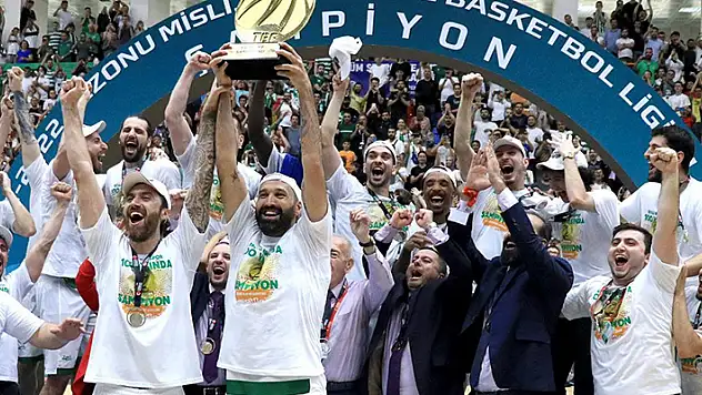 Konyasporlu eski basketbolcular primlerini bekliyor!