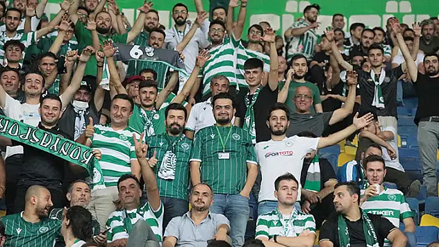 
Konyasporlu hukukçulardan taraftara tezahürat uyarısı