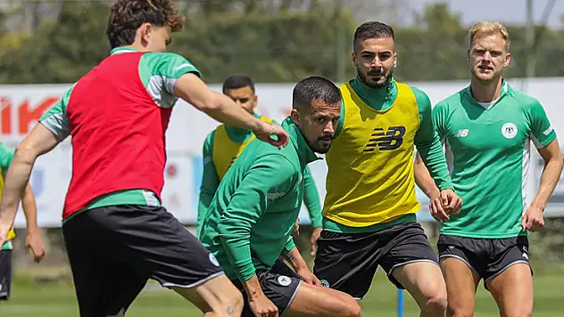 Konyaspor'un Antalya seferi başlıyor