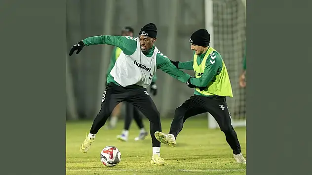 Konyaspor'un dersi Fenerbahçe