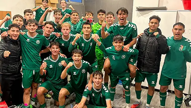 Konyaspor'un gençlerinden çifte galibiyet